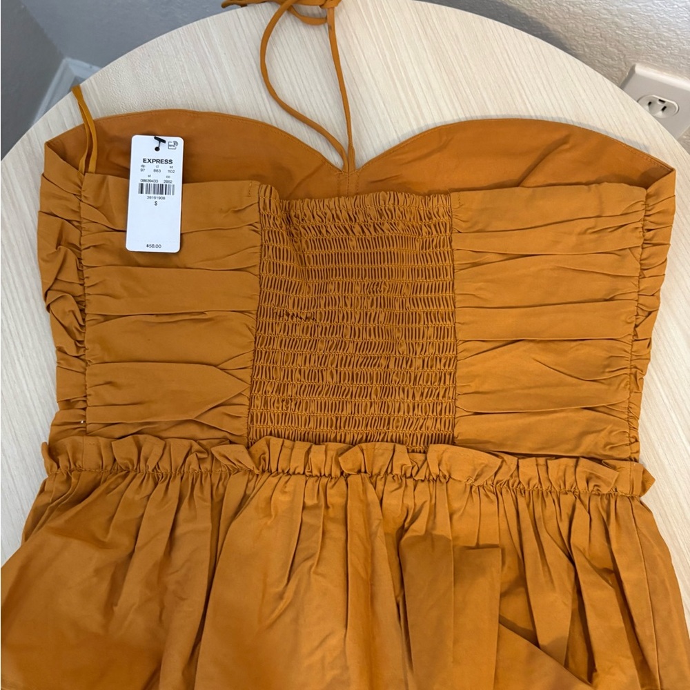 Express Ruched Peplum Halter Top - Picture 2 of 4
